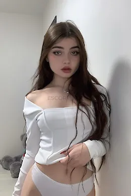 CAROL - picture 1 of 6