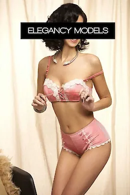 Alexia - picture 1 of 6