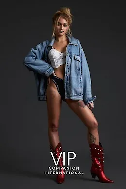 Xenia - picture 1 of 6