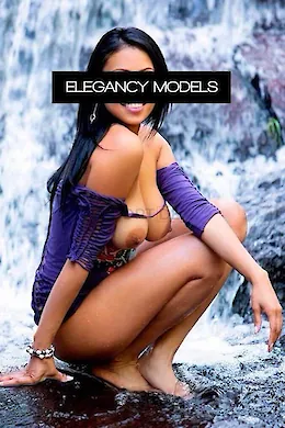 Lina - picture 1 of 6