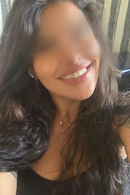 isabella - picture 1 of 5