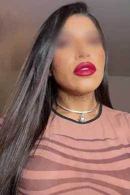 isabella - picture 1 of 5