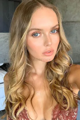 SONATA - picture 1 of 6