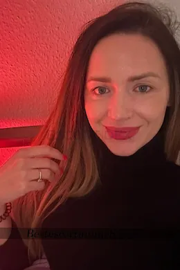 Anitta - picture 1 of 5