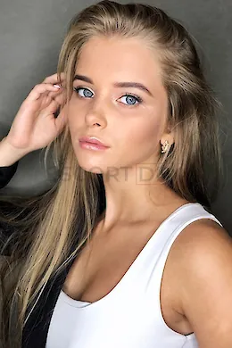 SABRINA SUNSHINY - picture 1 of 6