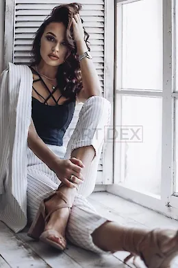 ANGIE BABY - picture 1 of 6