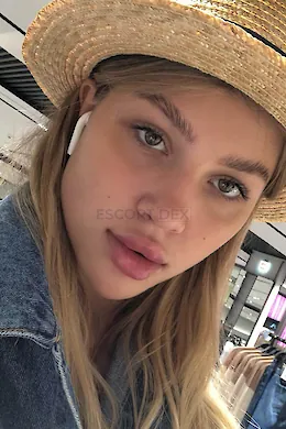 LUCIA_YOUNG MODEL - picture 7 of 6