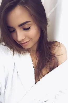 NANCY_LIS - picture 1 of 6