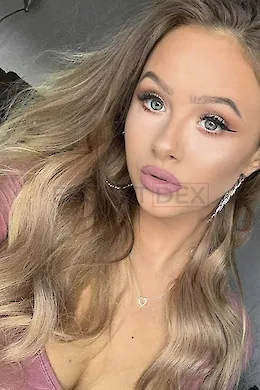 AVELIN ROSE - picture 1 of 6