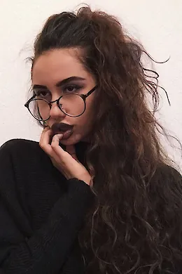 CASSIE CHERRY - picture 1 of 6