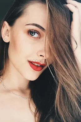 SANDRINE - picture 1 of 6