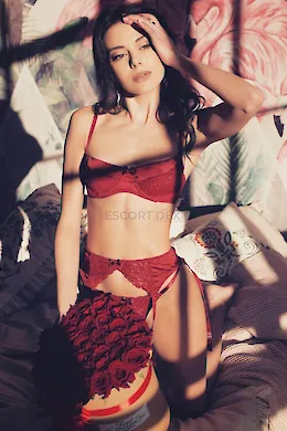 MONIKA YOUNG - picture 7 of 6