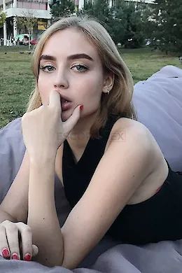 FIONA PASSION - picture 4 of 5