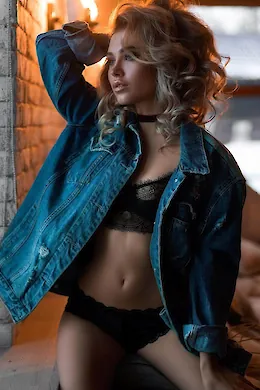 VALERI LIS - picture 2 of 6