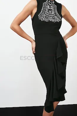 Miss Hunter - picture 1 of 6