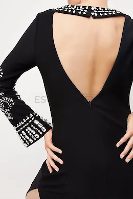 Miss Hunter - picture 1 of 6