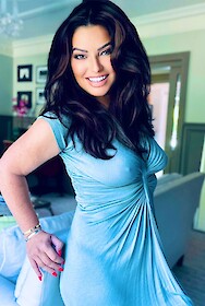 Miss Hunter available in Melbourne