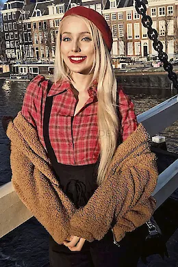 ISABELLE - picture 1 of 5