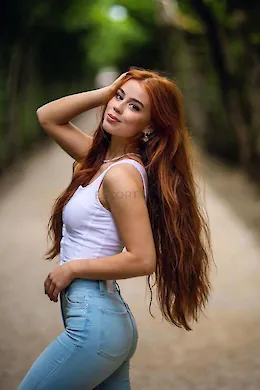 ARIELLE - picture 1 of 6