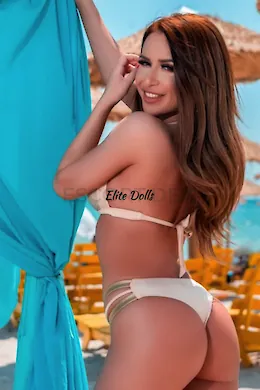 Marissa - picture 1 of 6