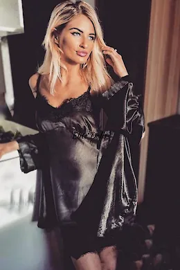 Christa - picture 1 of 5