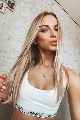 FENELLA - picture 1 of 6