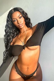 Norah available in Dubai