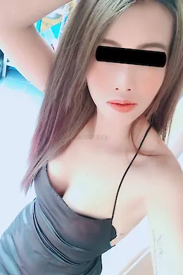 Ying - picture 1 of 6