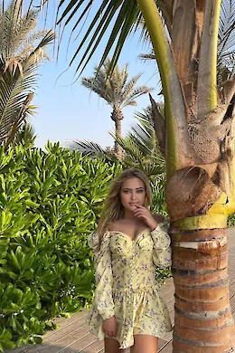 TERRYLENE - picture 1 of 6