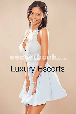 Sabrina - picture 1 of 5