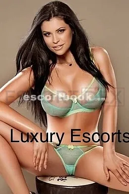 Lena - picture 1 of 5