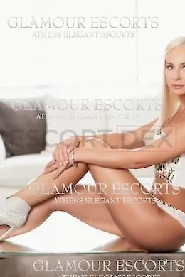 Lora - picture 1 of 6