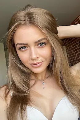 ZARINA - picture 1 of 6