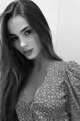 ELKE - picture 1 of 6