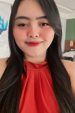 Alika Baru - picture 1 of 4