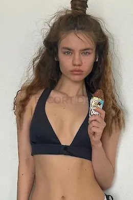 ALIA - picture 866 of 6