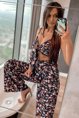 TRIXIE - picture 1 of 6