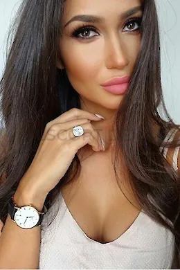 Gabby - picture 1 of 4