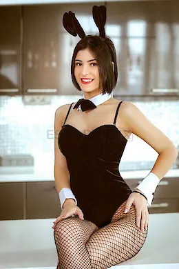 Anna - picture 1 of 4