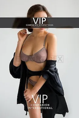 Kristina - picture 1 of 6