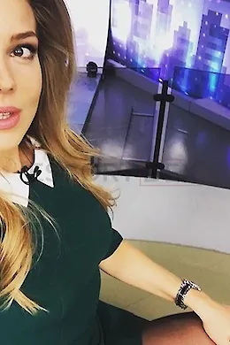 CHARLOTTE - picture 1 of 6