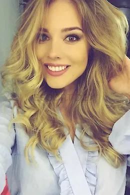 CHARLOTTE - picture 1 of 6