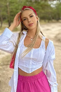 MENAKA - picture 1 of 6