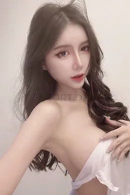 Hazel - picture 4 of 3