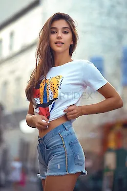 MIMI - picture 1 of 6