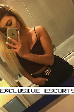 Blondie - picture 1 of 3