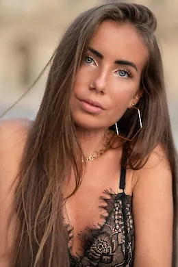 JOYCE - picture 1 of 6