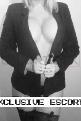 Kendra - picture 1 of 3