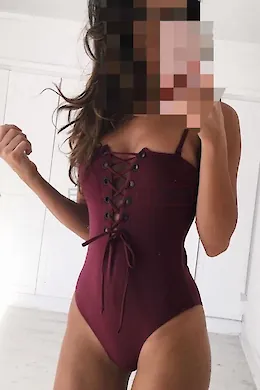 Isabella B - picture 1 of 3