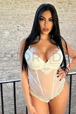 Ivy - picture 1 of 6